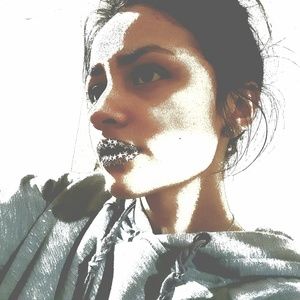 Meet your Posher, Angelina